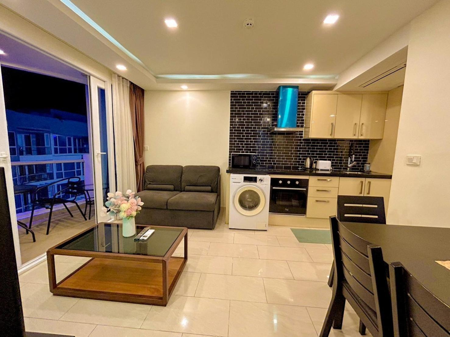 Grand Avenue Residence Condominium Pattaya Exterior photo