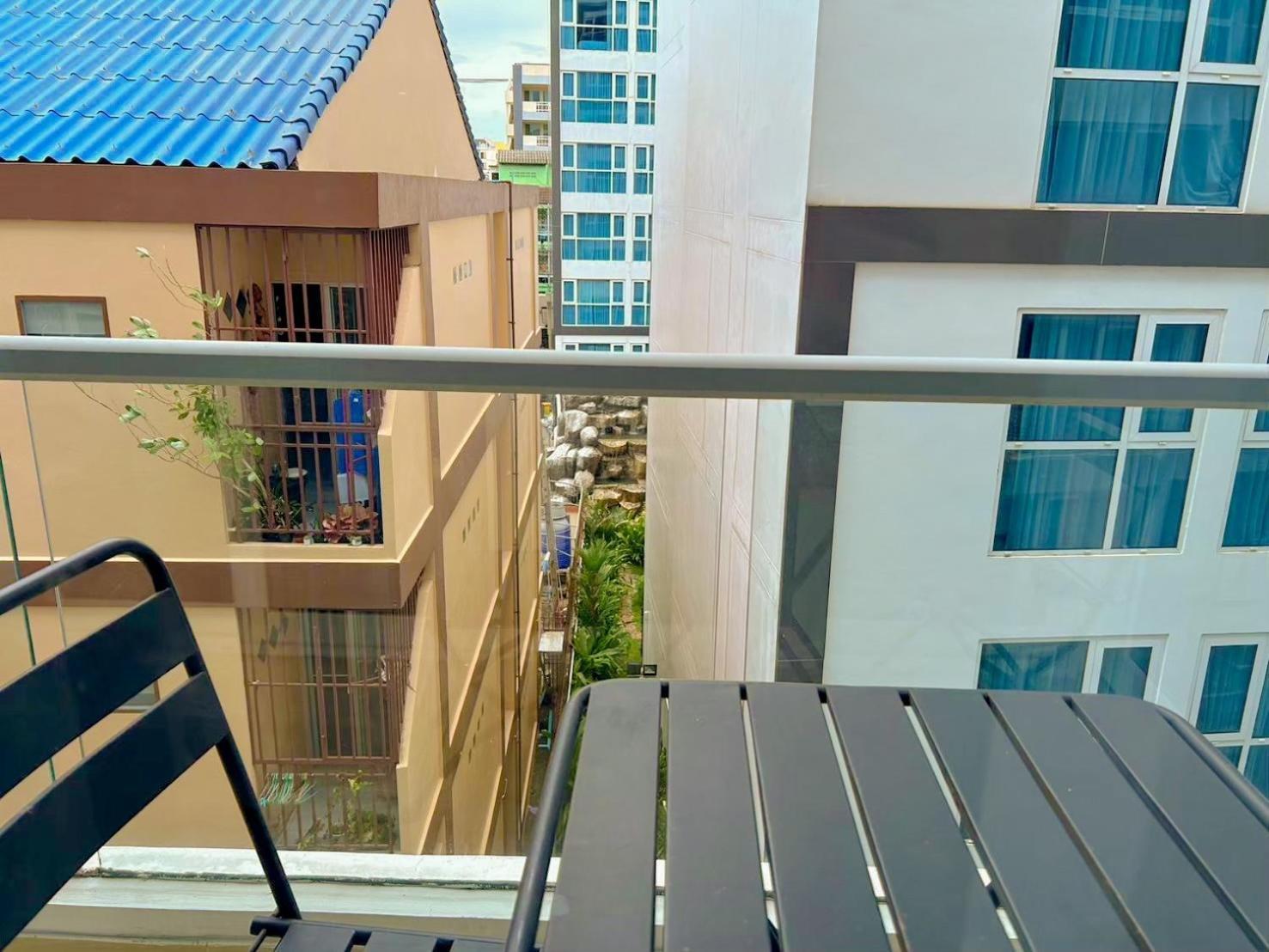 Grand Avenue Residence Condominium Pattaya Exterior photo